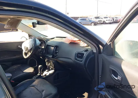 2020 Jeep Compass Limited 4X4 from USA, damaged, VIN 3C4NJDCB0LT163343